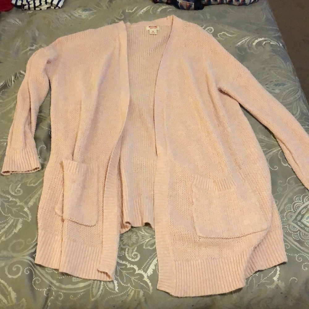 Soft Pink long cardigan with 2 pockets - size M